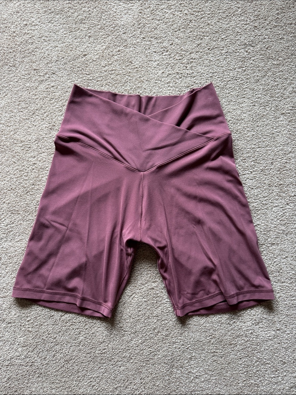 Aerie Offline High-Rise Mauve Cycling Shorts with V-Waist